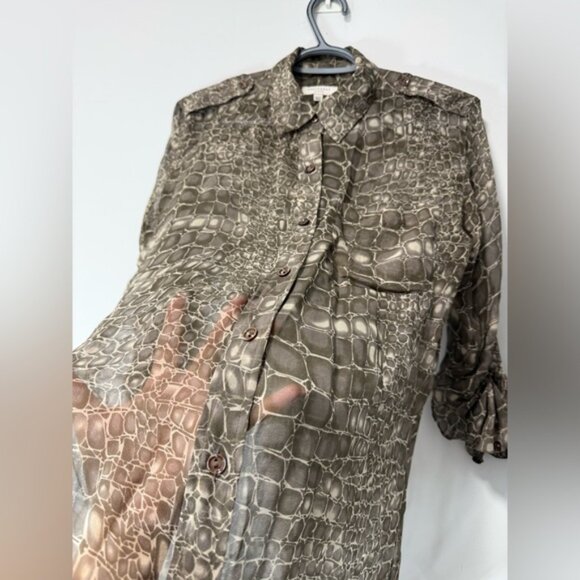Equipment Crocodile Print Button Down Shirt size S - Picture 5 of 6